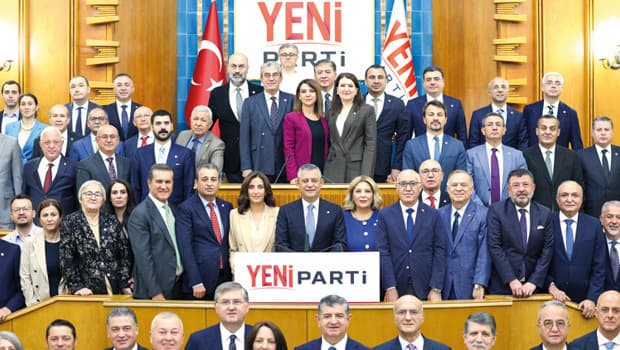Yeni Parti, ilk grup toplantısında Meclis yönetimini belirledi