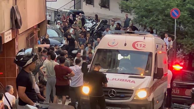 Şişli'de 24 yaşındaki genç evinde ölü bulundu, telefonunda not bulundu