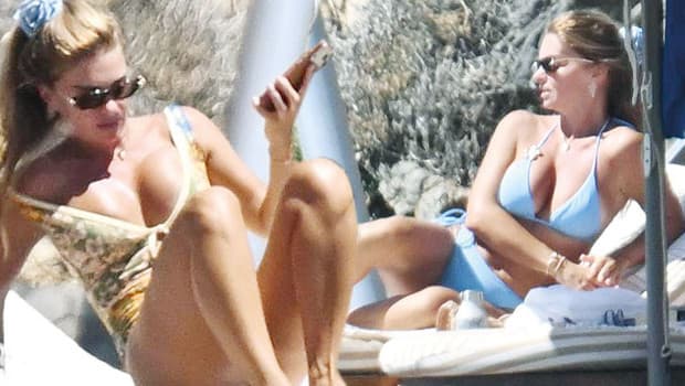 Pelin Karahan Bodrum'da tatil yaparken görüntülendi