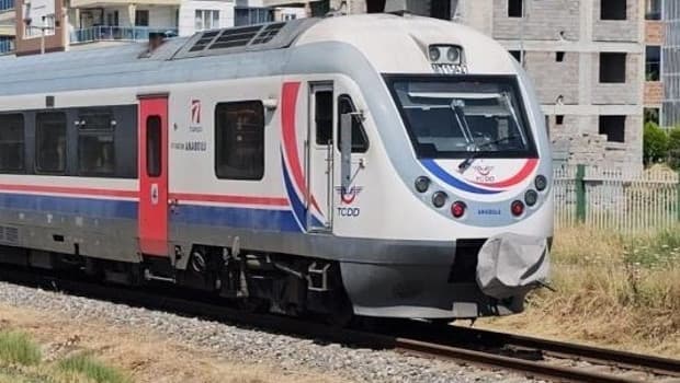 Aydın'da trenin çarptığı kadın yaşamını yitirdi