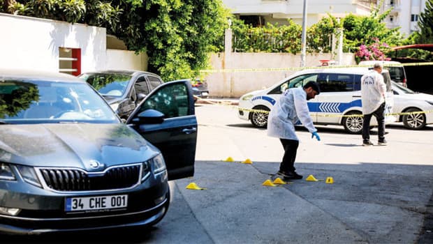 Van'da silahlı saldırıya uğrayan İlhan Kaval hayatını kaybetti