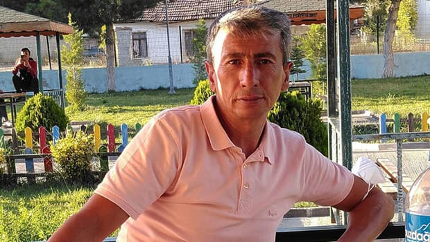 23 yaşındaki Eyüp Sabri Atakan, babasını bıçaklayarak öldürdü.