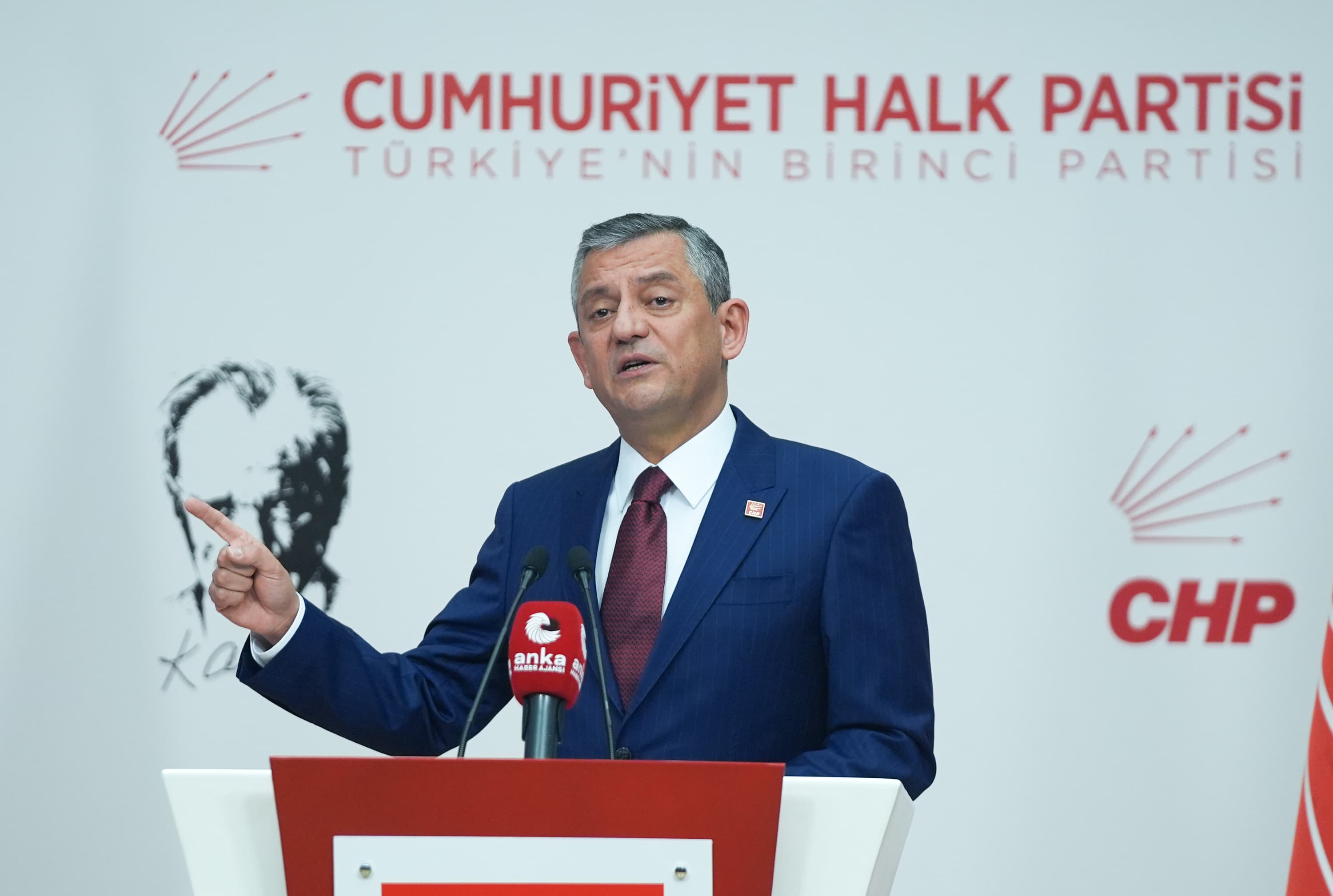 Özgür Özel ve Veli Ağbaba dosyaları Ankara'ya gönderildi