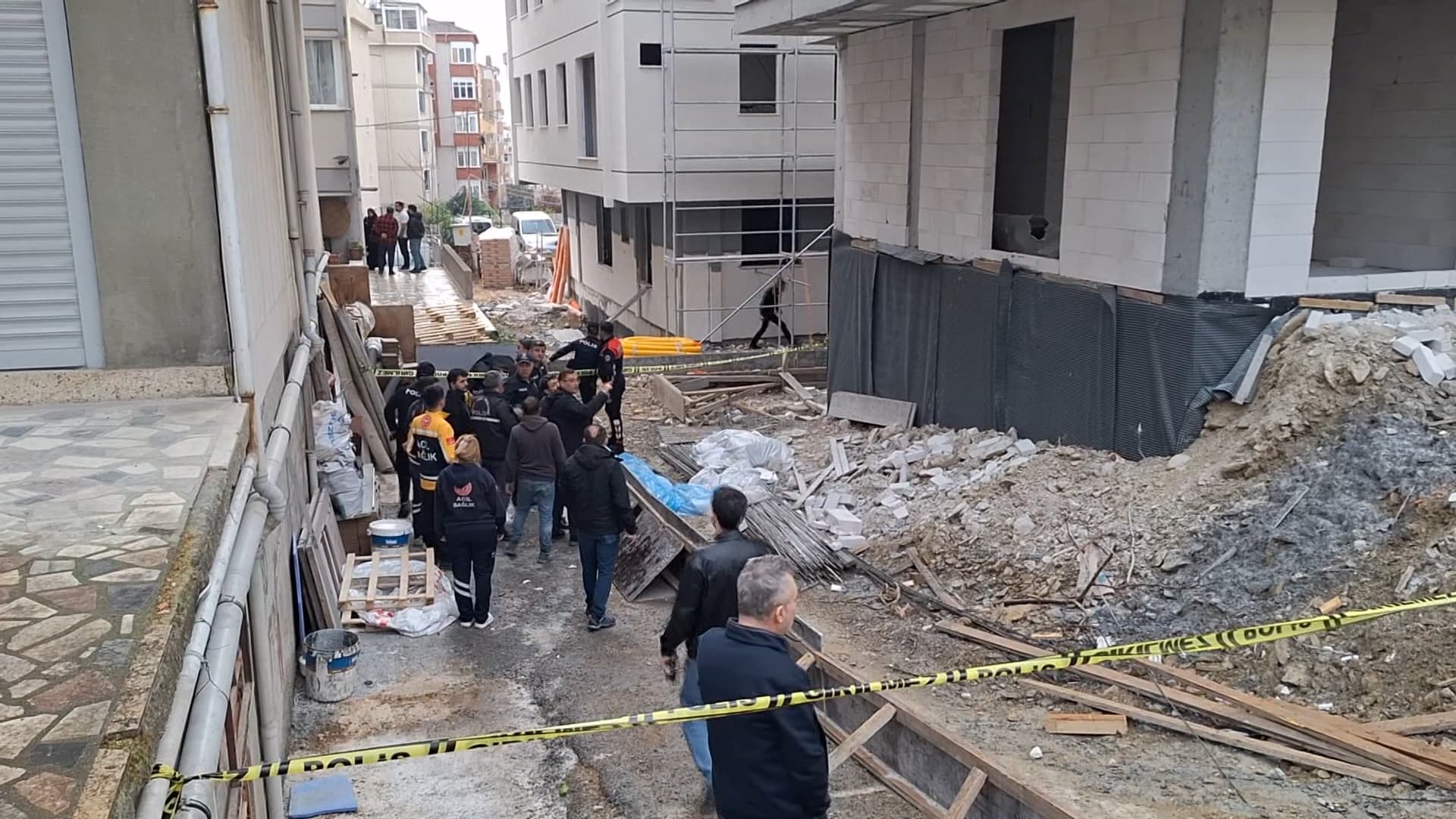 İnşaatta feci olay. 5'inci kattan düşen şantiye şefi yaşamını yitirdi