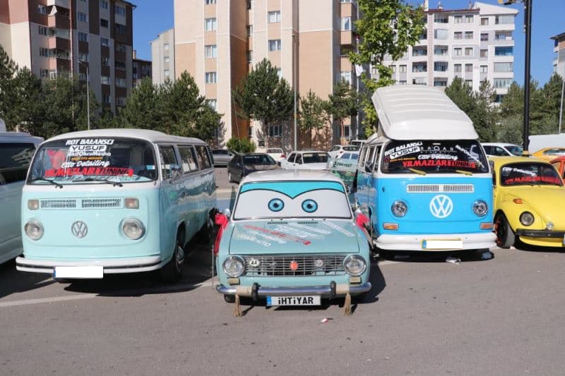 Modifiye tartışması sürüyor. Vatandaş memnun esnaf şikayetçi sokaklar sessizleşti