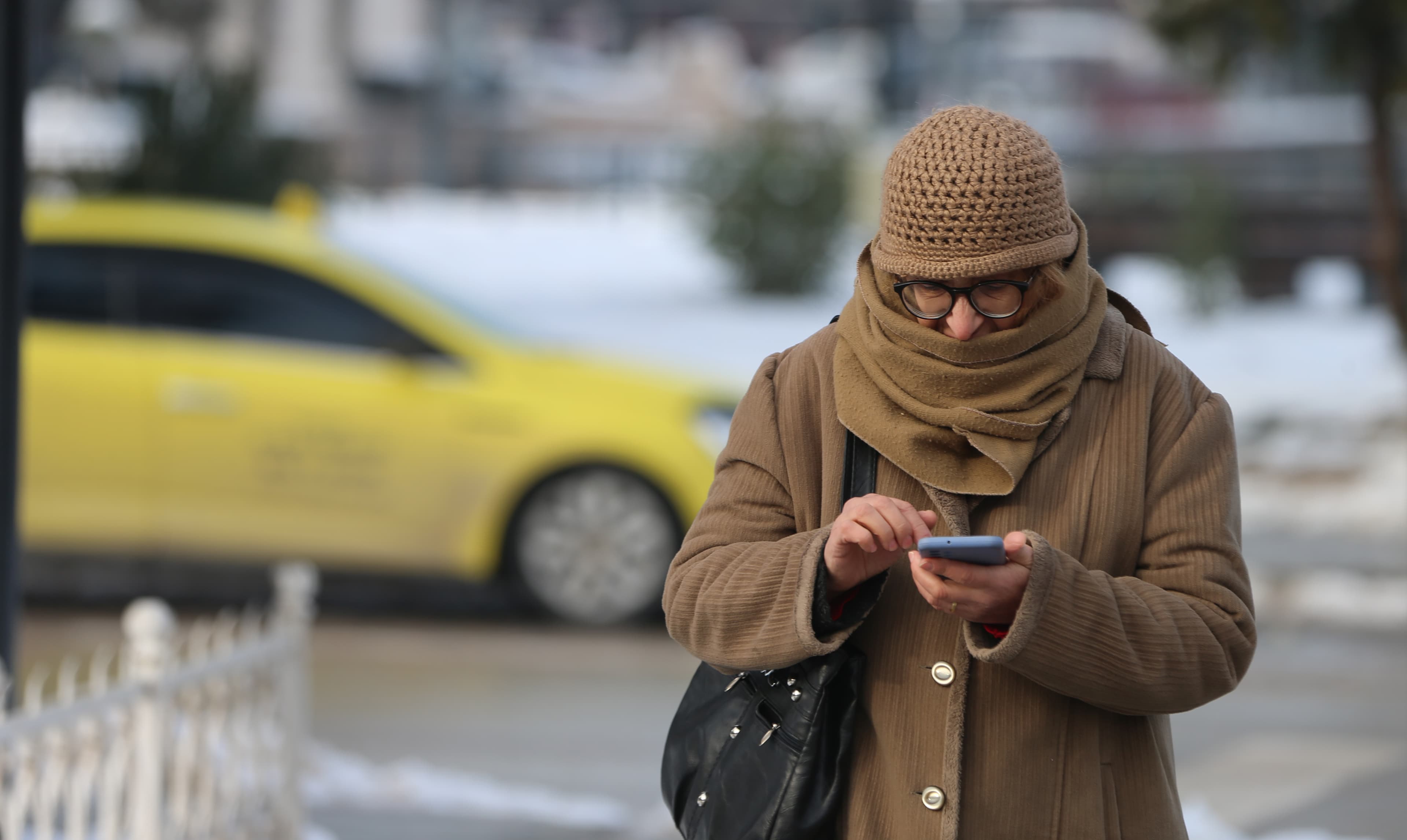Sıcaklıklar artıyor ama kuvvetli sağanak geliyor. Bu illerde yaşayanlar dikkat! Sarı kodlu kar yağışı uyarısı verildi