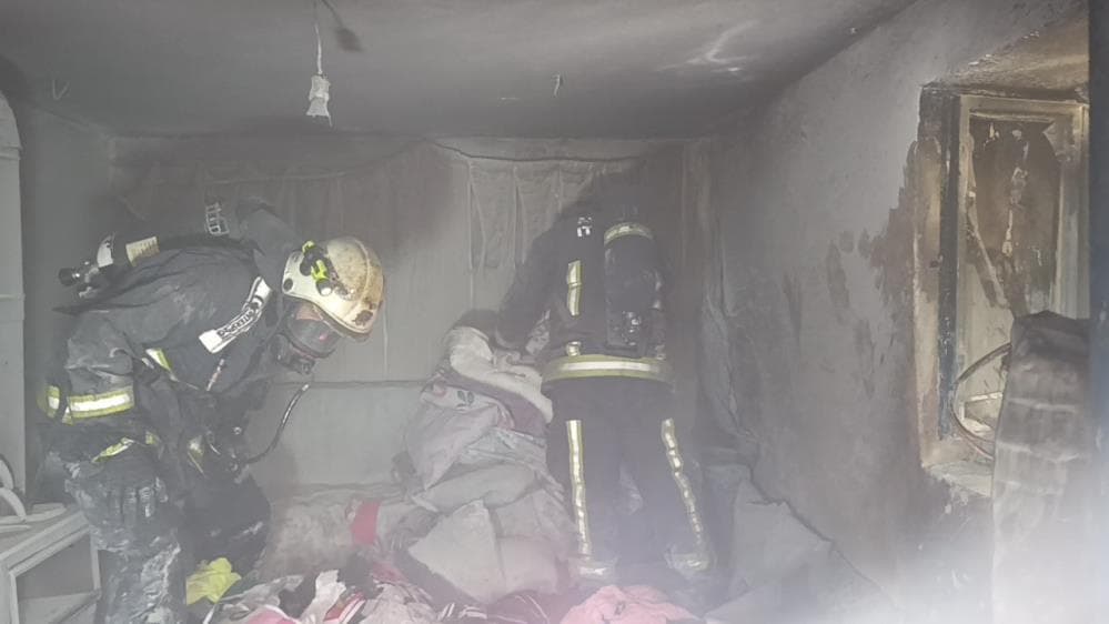 Antalya'da bodrum katta yangın paniği