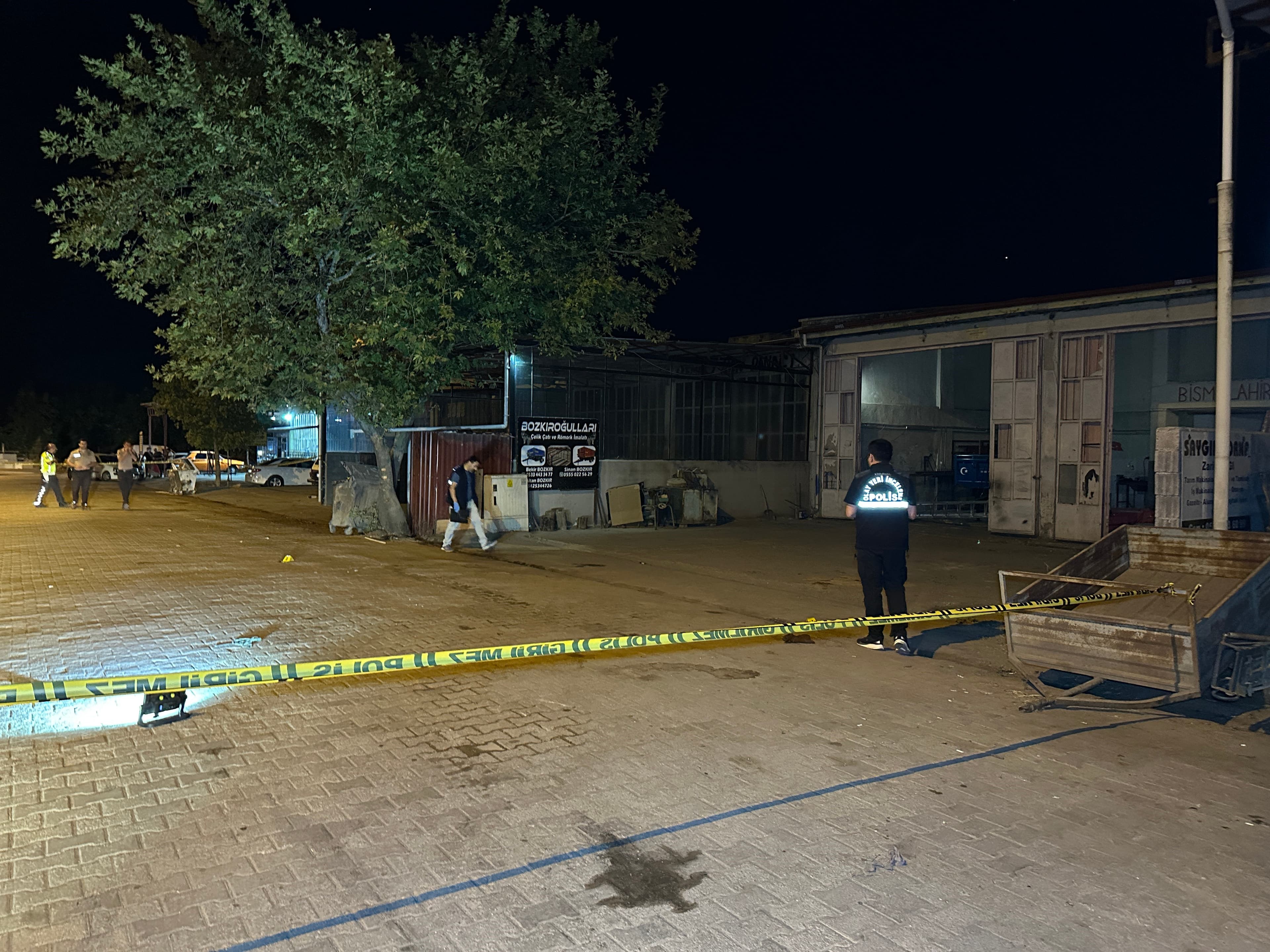 Uşak'ta esnaf tartışması silahlı kavgaya dönüştü, 13 yaralı