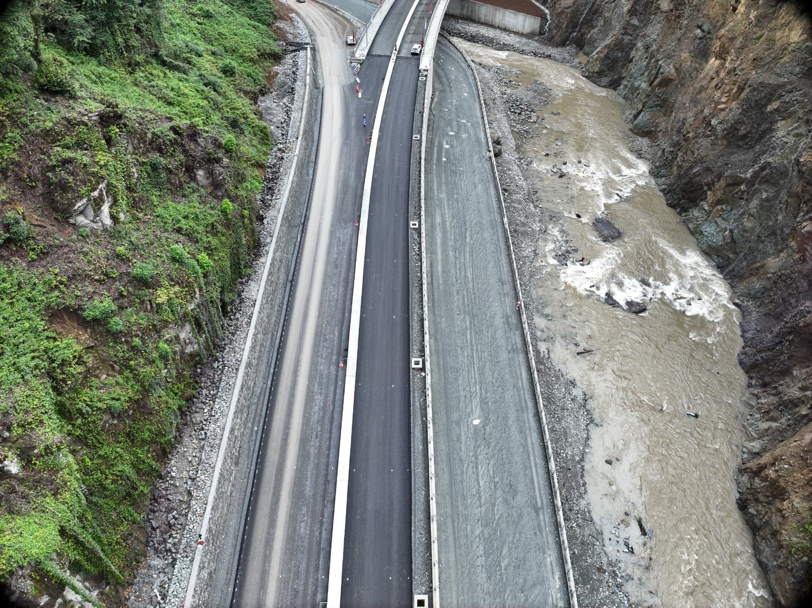 Çamlıhemşin Tüneli ile Ayder Yaylası arasındaki yolculuk süresi 35 dakikaya inecek