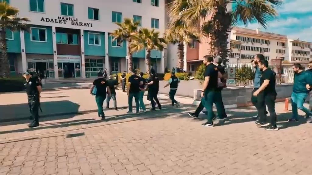 Talimatlar cezaevinden geliyordu. Çete operasyonunda 7 tutuklama