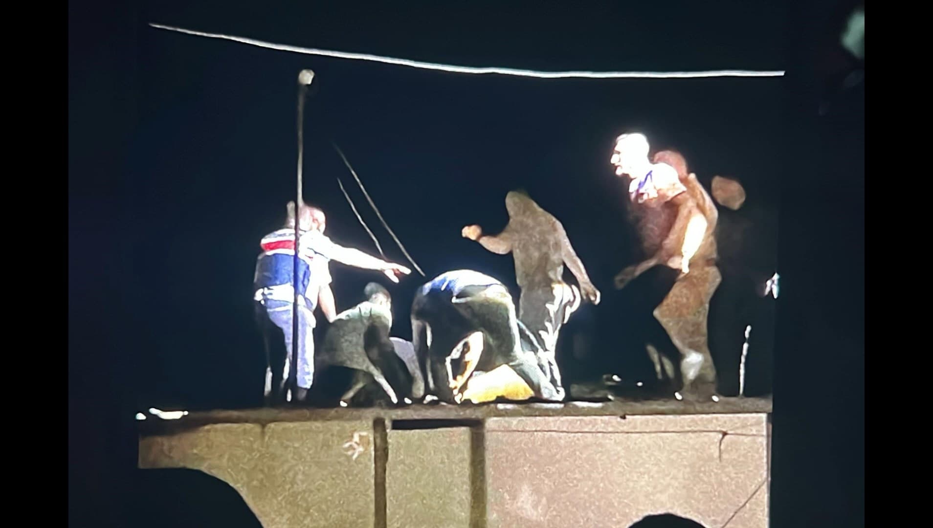 Kayıp çocuk evin damında ölü bulundu