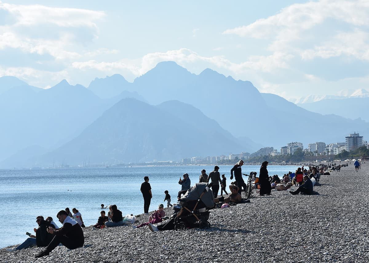 Bir taraf kış, bir taraf yaz