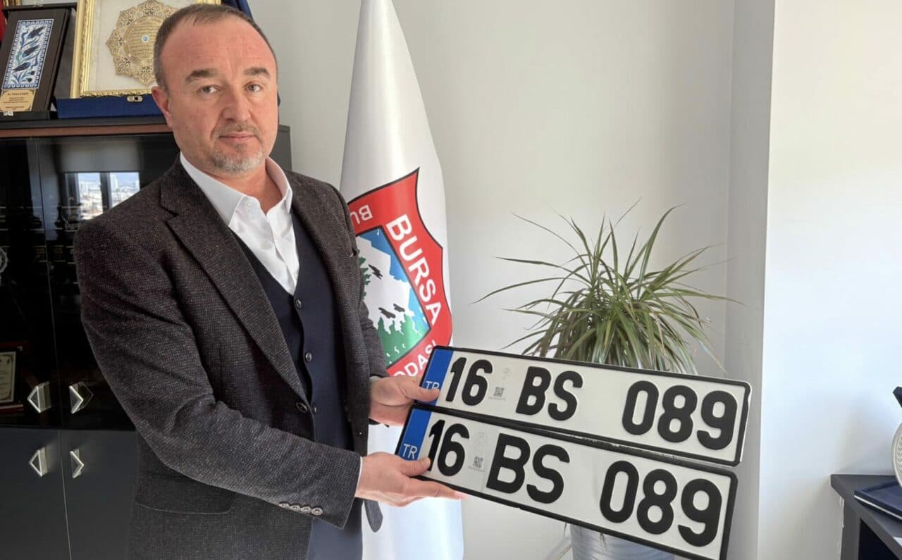 Şoförler odasından APP plaka açıklaması:  Polis bizim verdiğimize ancak 4 bin lira ceza yazar