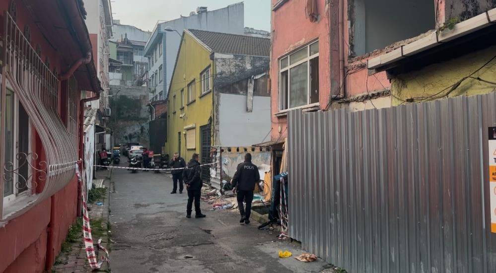 Beyoğlu'nda yangın faciası: 1 yaşındaki bebek yaşamını yitirdi