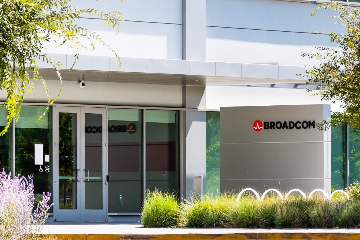 Broadcom'un piyasa değeri bir günde 300 milyar dolar düştü