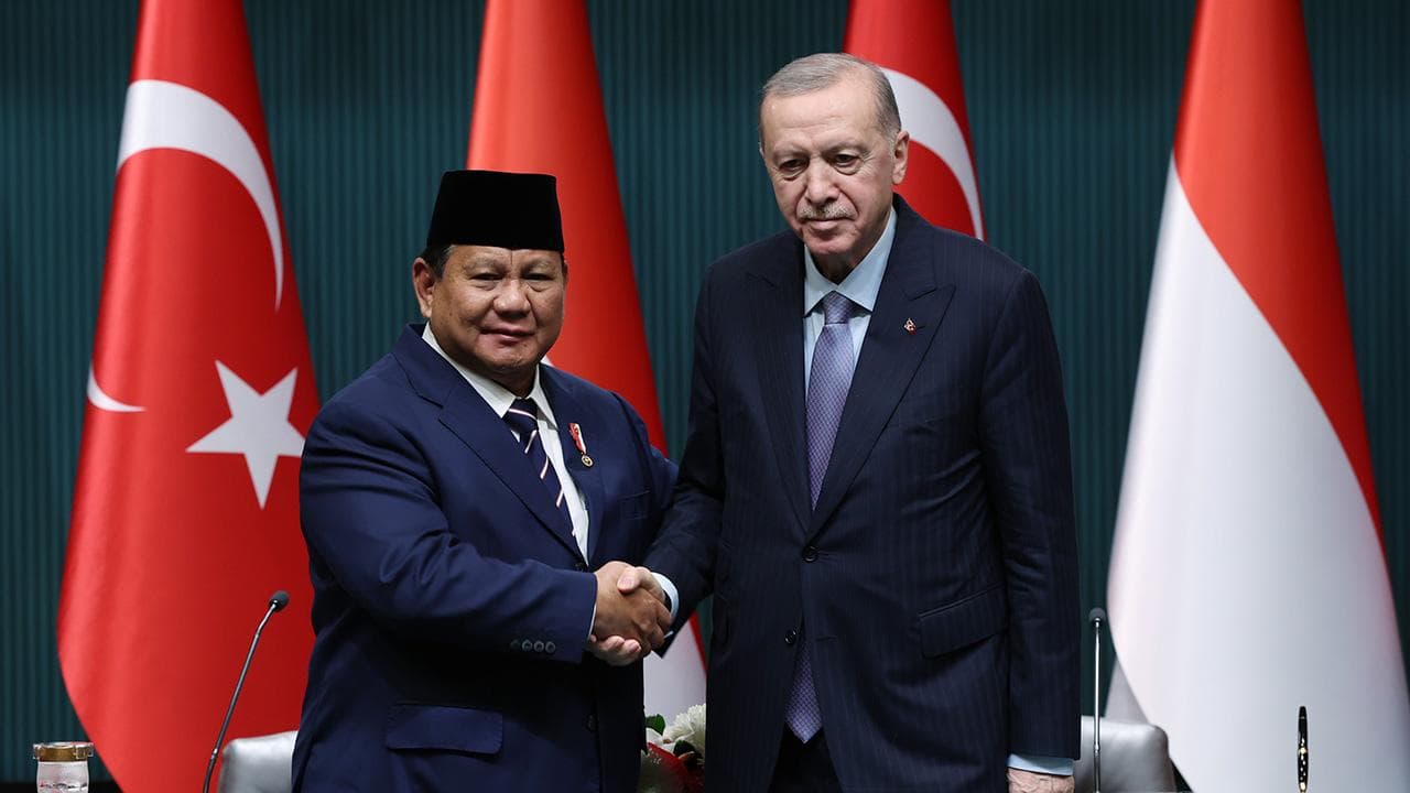 Cumhurbaşkanı Erdoğan, Endonezya Cumhurbaşkanı Subianto ile telefonla görüştü