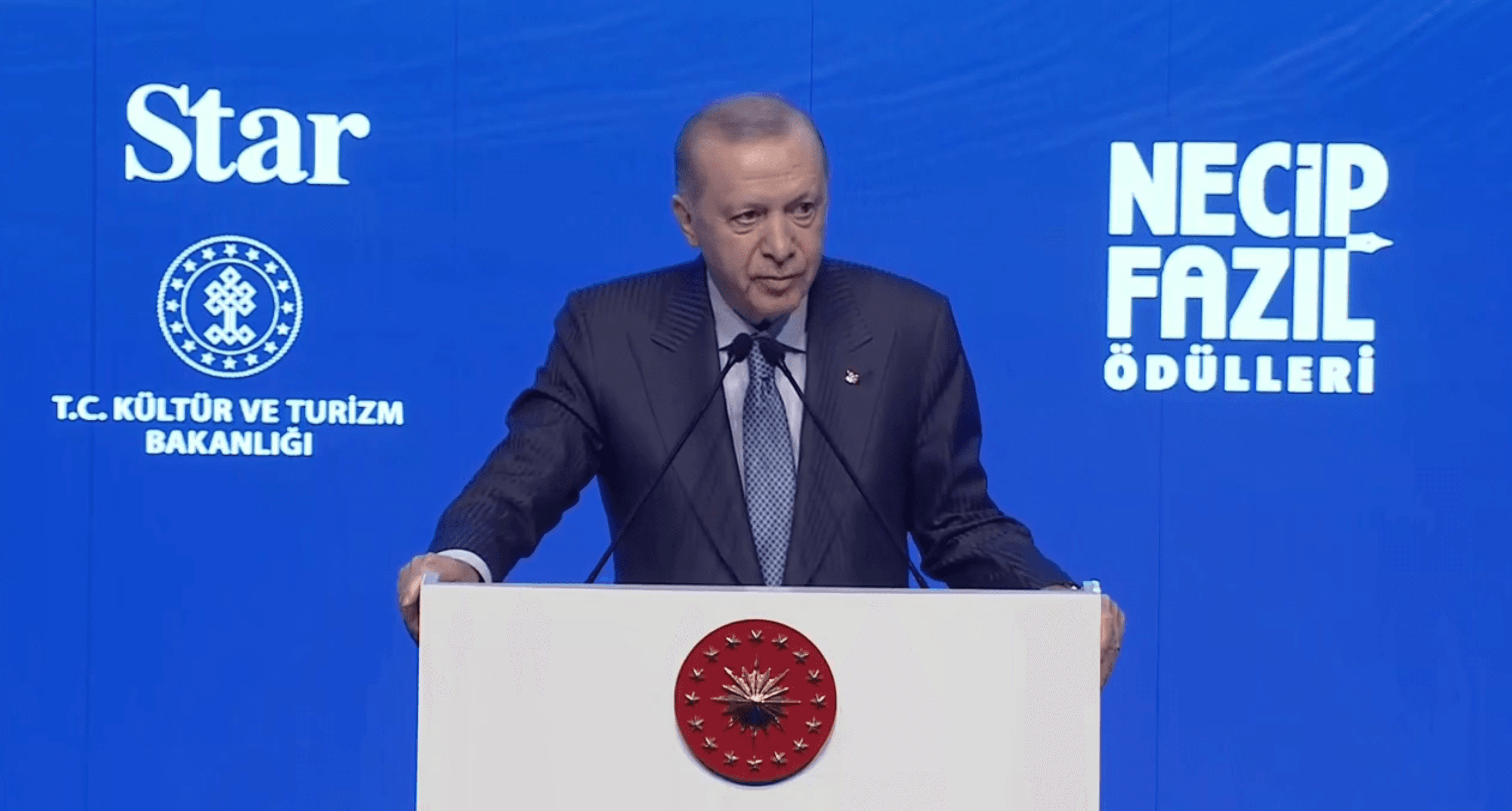 Cumhurbaşkanı Erdoğan: Kültürel bir yozlaşma dünyayı etkisi altına alıyor