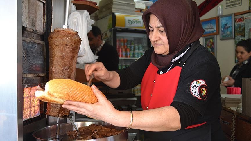 Kadın esnafların sayısı artıyor
