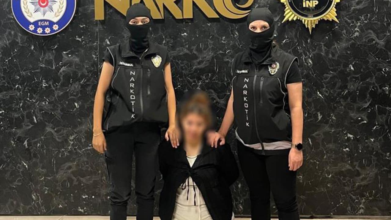 Kırmızı bültenle aranan uyuşturucu şüphelisi Avcılar'da yakalandı