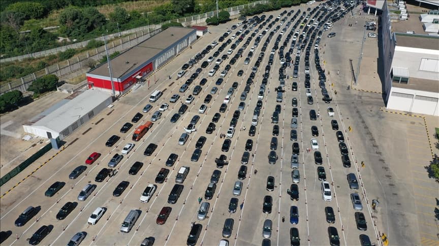 Gurbetçilere kolaylık getirildi, araç kalma süresi tek tıklamayla öğrenilecek