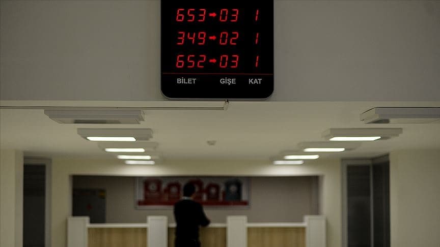 25 Mayıs Pazartesi günü bankaların durumu nedir?