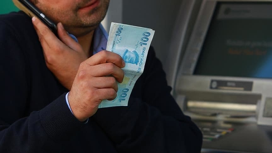 Emekli maaşları ne zaman ödenecek? SGK ve Bağ-Kur takvimi açıklandı.