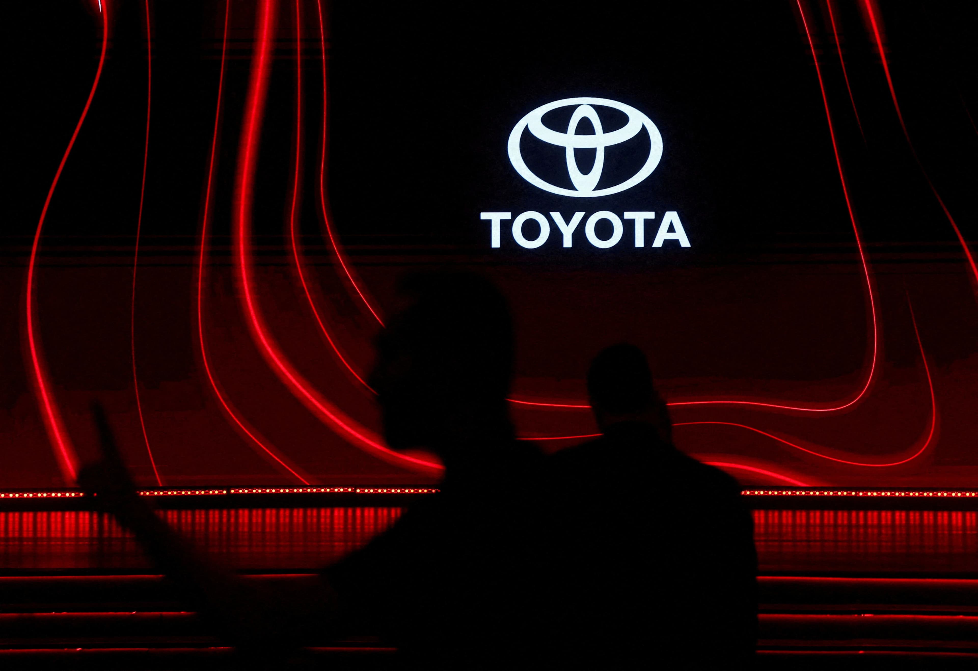 Toyota'nın satışları beşinci ayda da azaldı