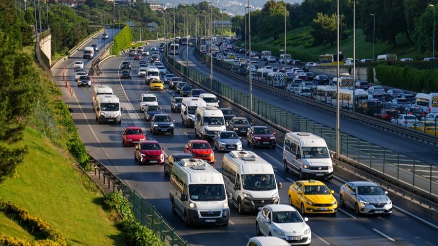İstanbul'da bazı yollar 15 Temmuz etkinlikleri nedeniyle trafiğe kapatılacak