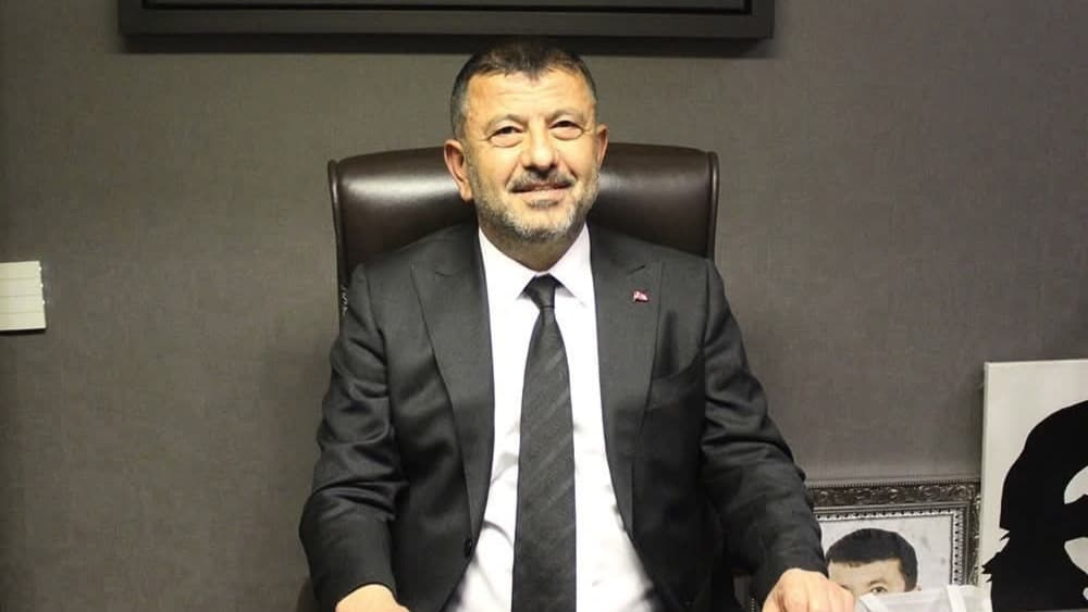 Veli Ağbaba hastaneye kaldırıldı, sağlık durumu iyi