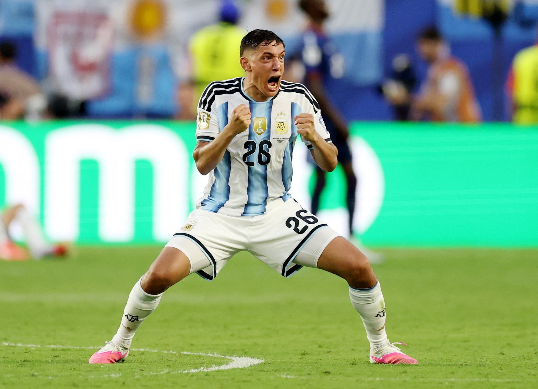 Roma, Atletico Madrid'den Nahuel Molina'yı transfer etti