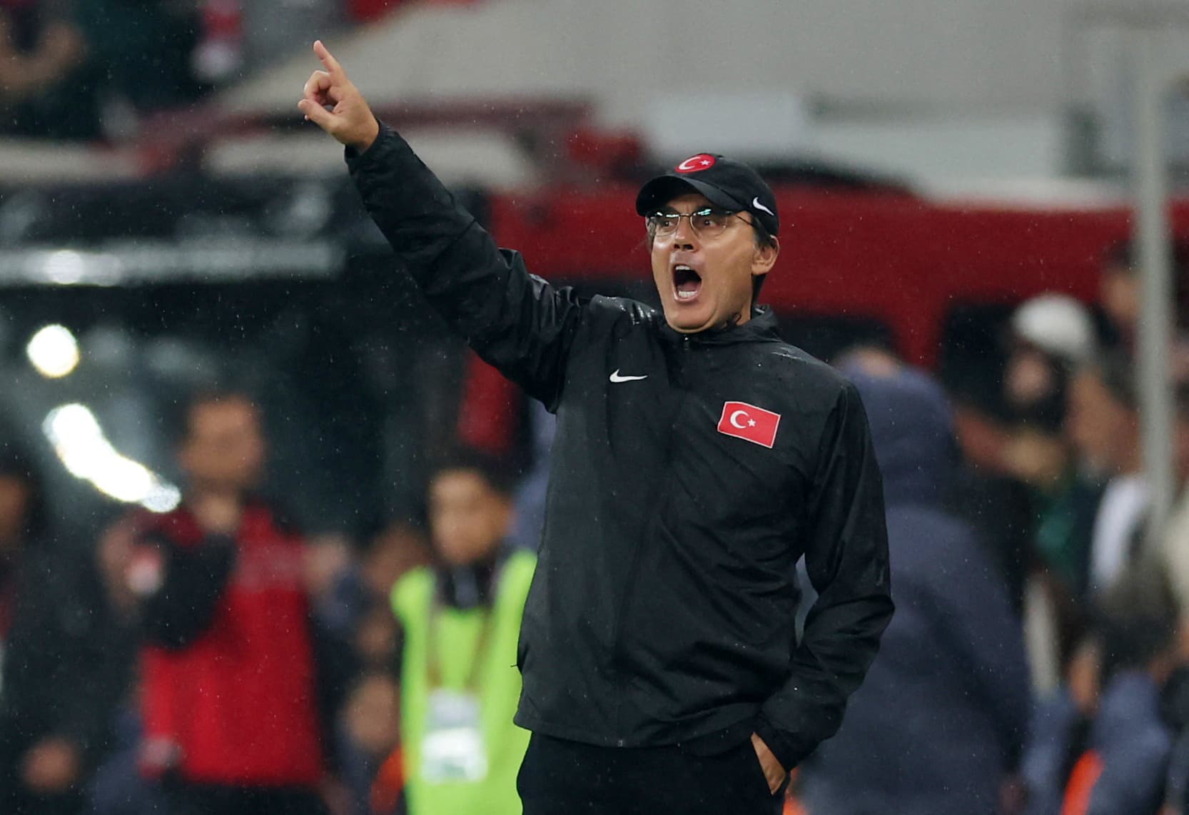 Montella, istifa sorusuna basın toplantısında yanıt verdi