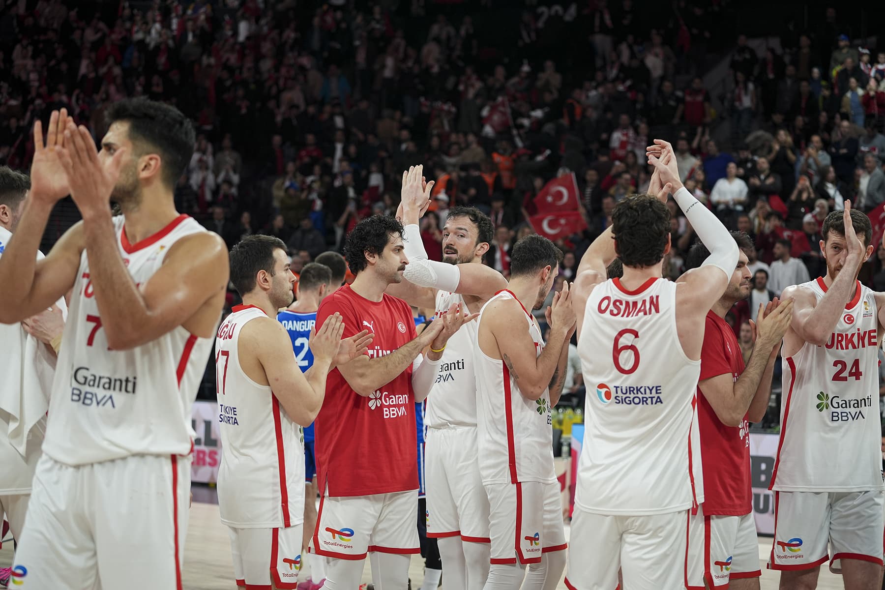 12 Dev Adam, FIBA dünya sıralamasındaki yerini korudu