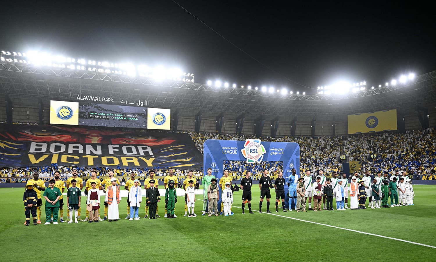 Al Nassr-Al Ahli maçında ortalık karıştı: Merih Demiral'dan herkesi şaşırtan hareket