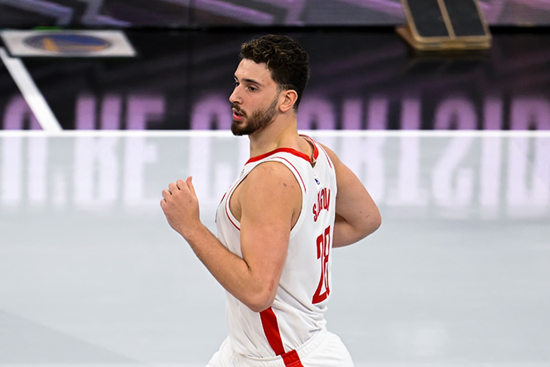 Alperen Şengün'den farklı galibiyete "double-double" katkısı