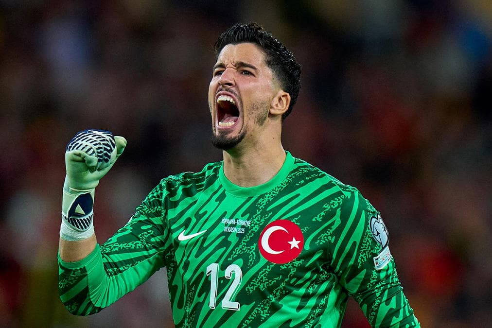 Altay Bayındır transferi olay takasla bitiyor! Bu kez iş ciddiye bindi