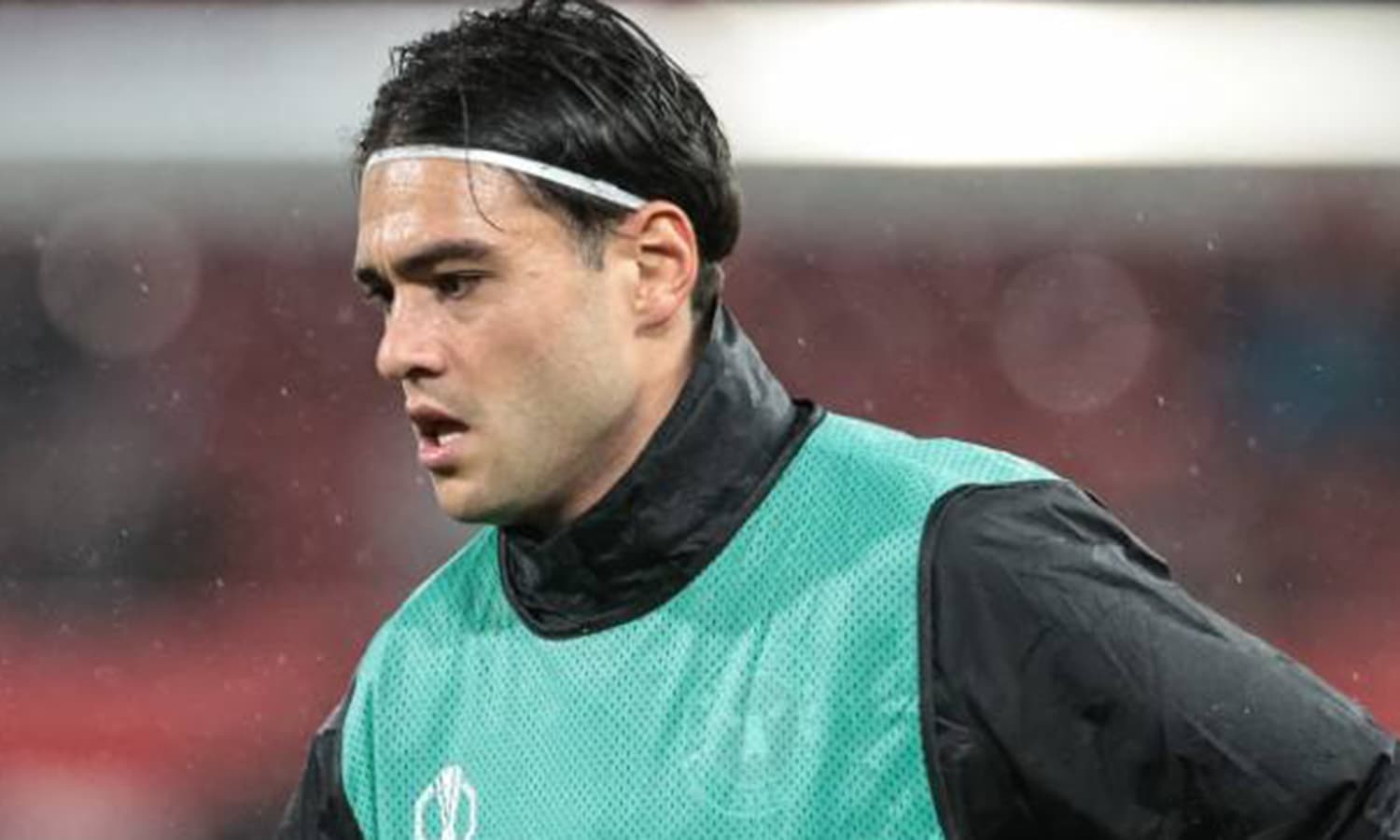 Galatasaray ve Trabzonspor transferde yeniden karşı karşıya geldi