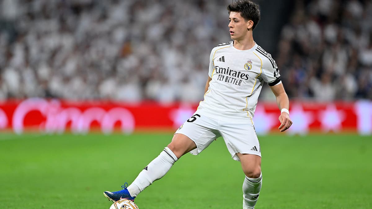 Herkes Arda Güler'in derbideki hareketini konuşuyor! Tüm stat ayakta alkışladı