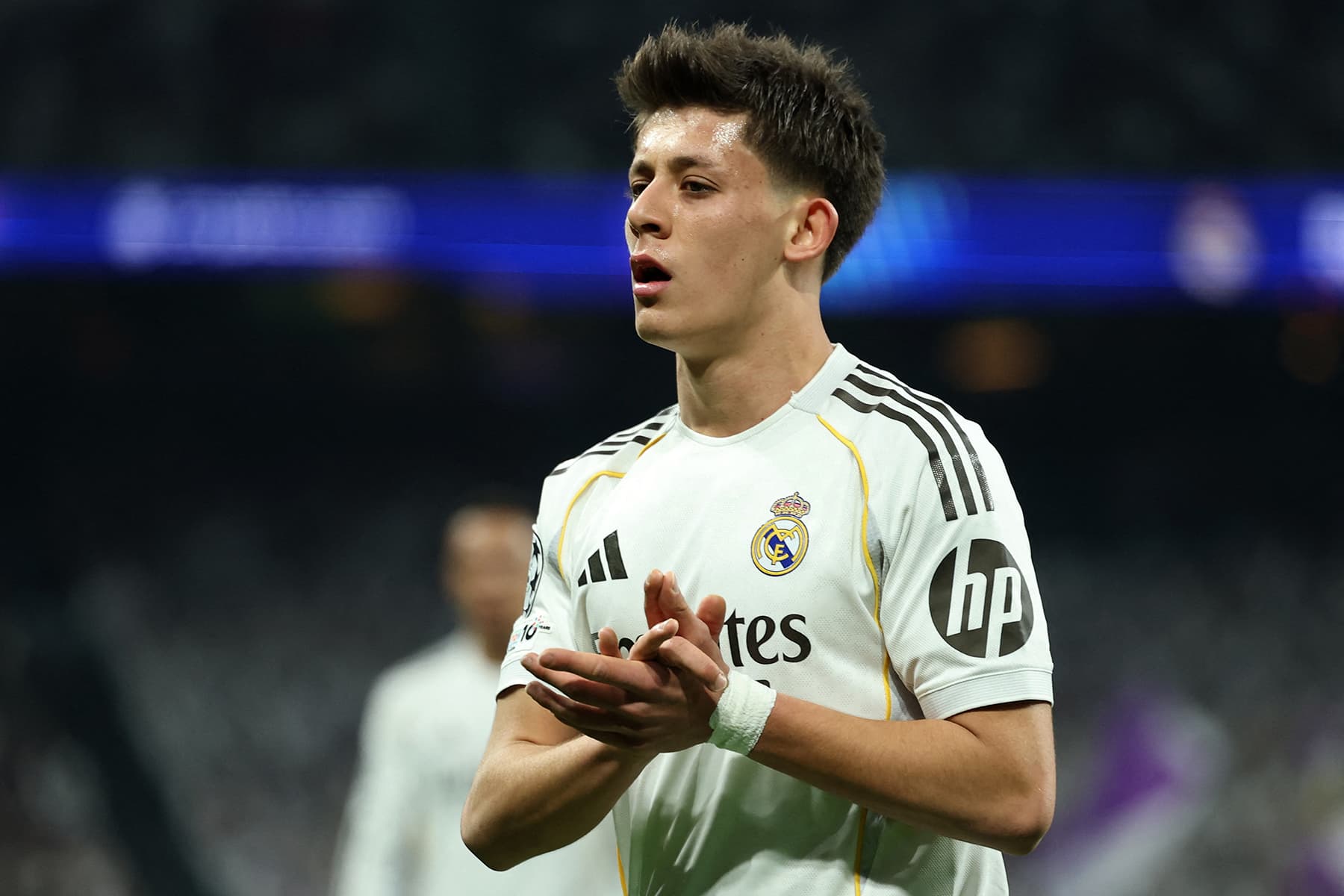 Dünya Arda Güler'i konuşuyor! Maç biter bitmez açıklama geldi, yer yerinde oynadı