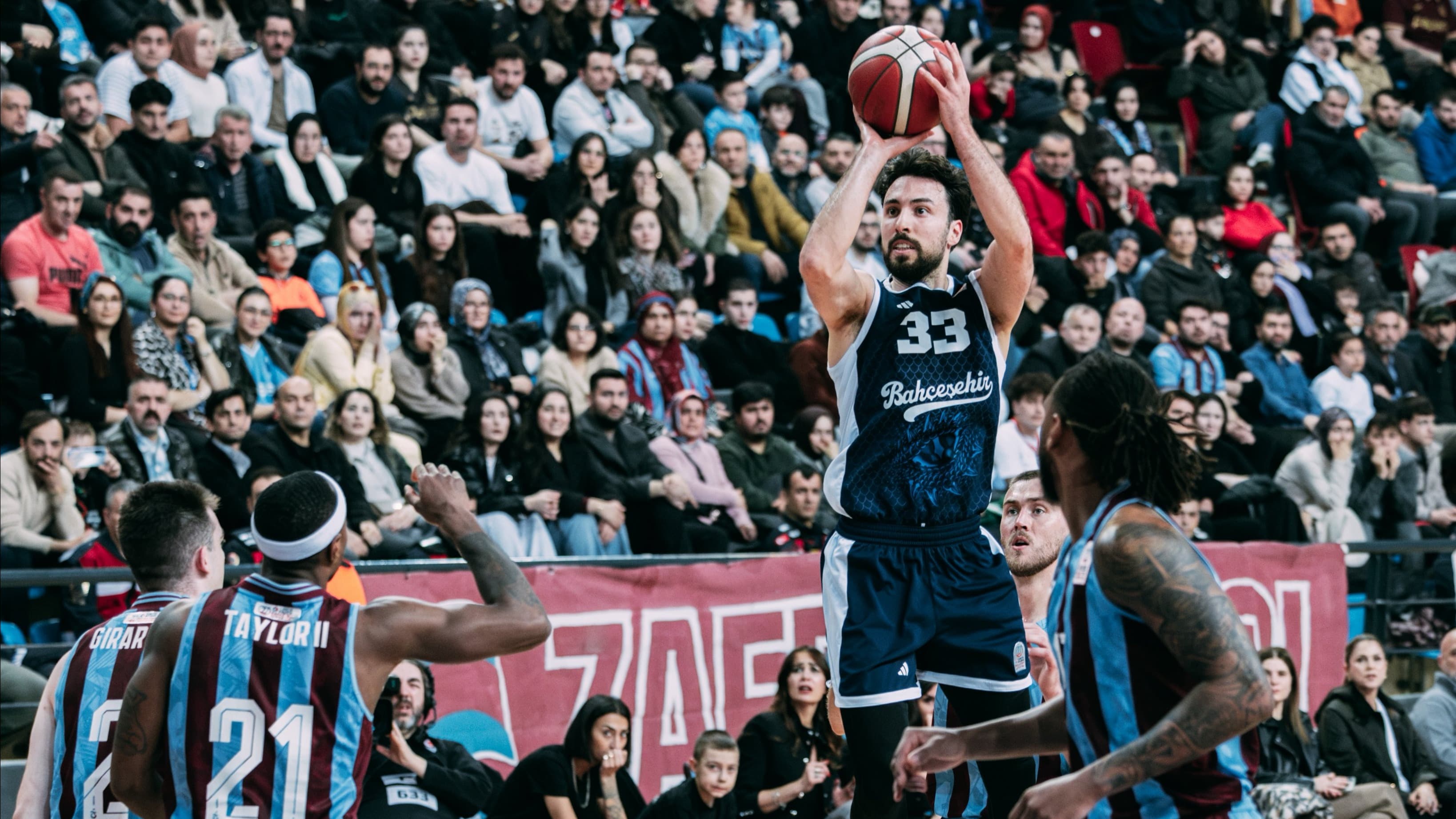 Bahçeşehir Koleji, Trabzonspor'u deplasmanda yendi