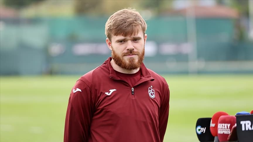 Trabzonspor'un yıldızı Batagov, Londra'da operasyon geçirdi