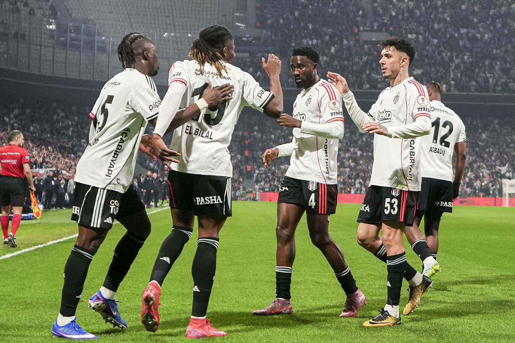 SÜPER LİG | Beşiktaş - Karagümrük maçı ne zaman, saat kaçta, hangi kanalda? (Muhtemel 11)