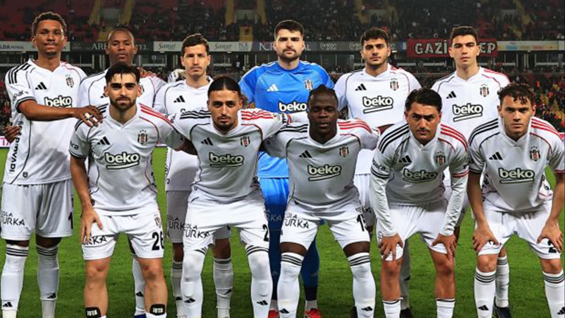Beşiktaş'ta 4 yıllık oyuncu ayrılığı gerçekleşti