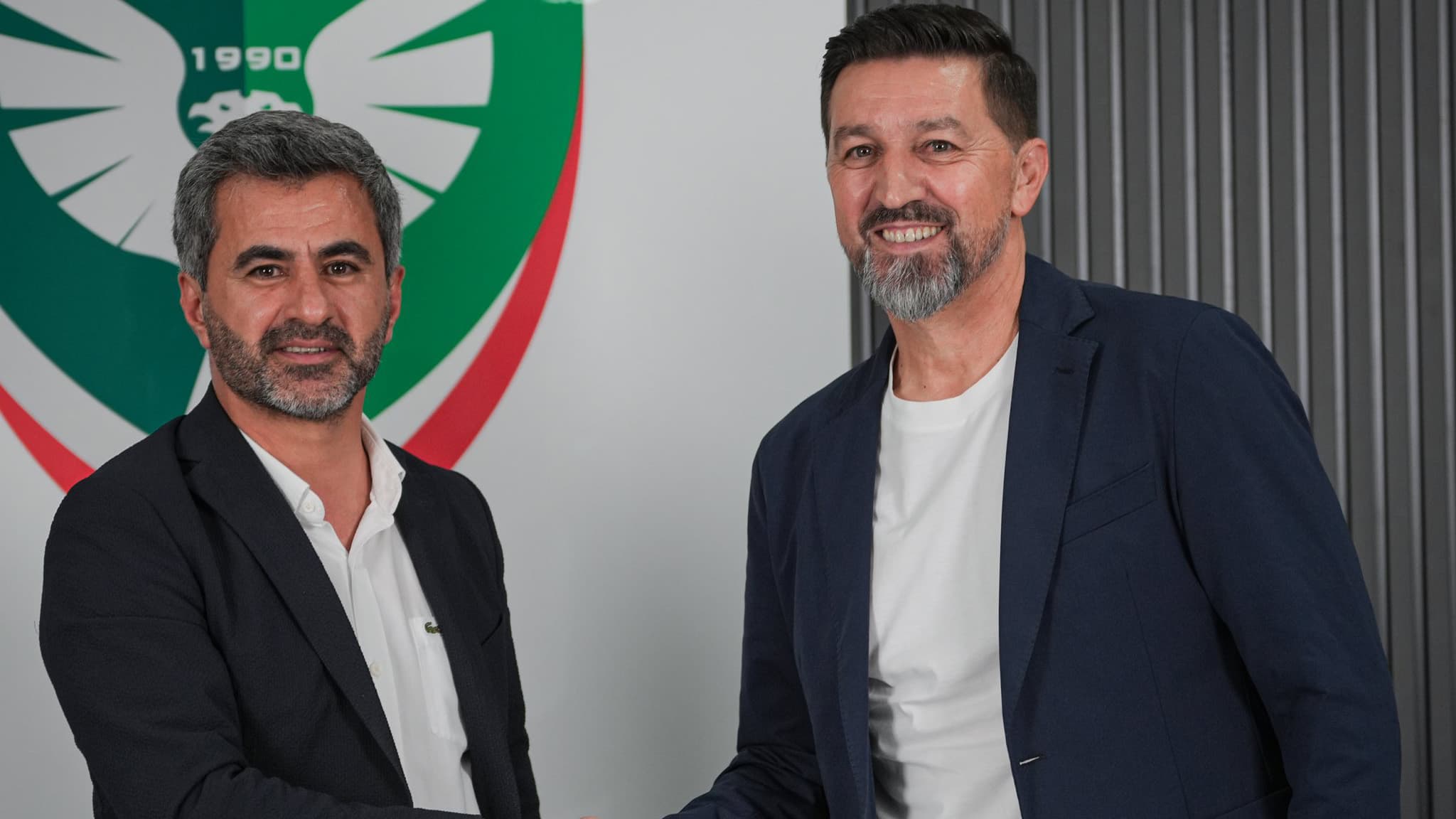 Amedspor, Besnik Hasi ile yeni bir döneme başlıyor