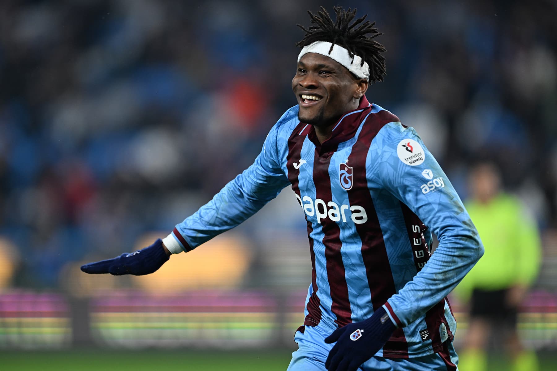 Chibuike Nwaiwu'nun transfer süreci: Onuachu'yla yaptığı konuşmayı anlattı