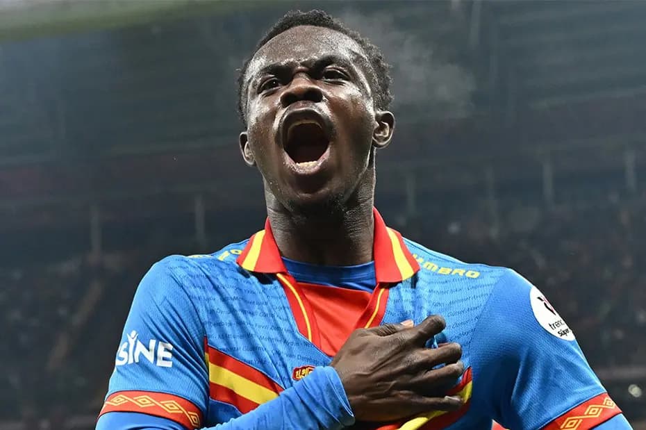 Beşiktaş'a Anthony Dennis transferinde dişli rakip! Transferi bitirmeye kararlılar