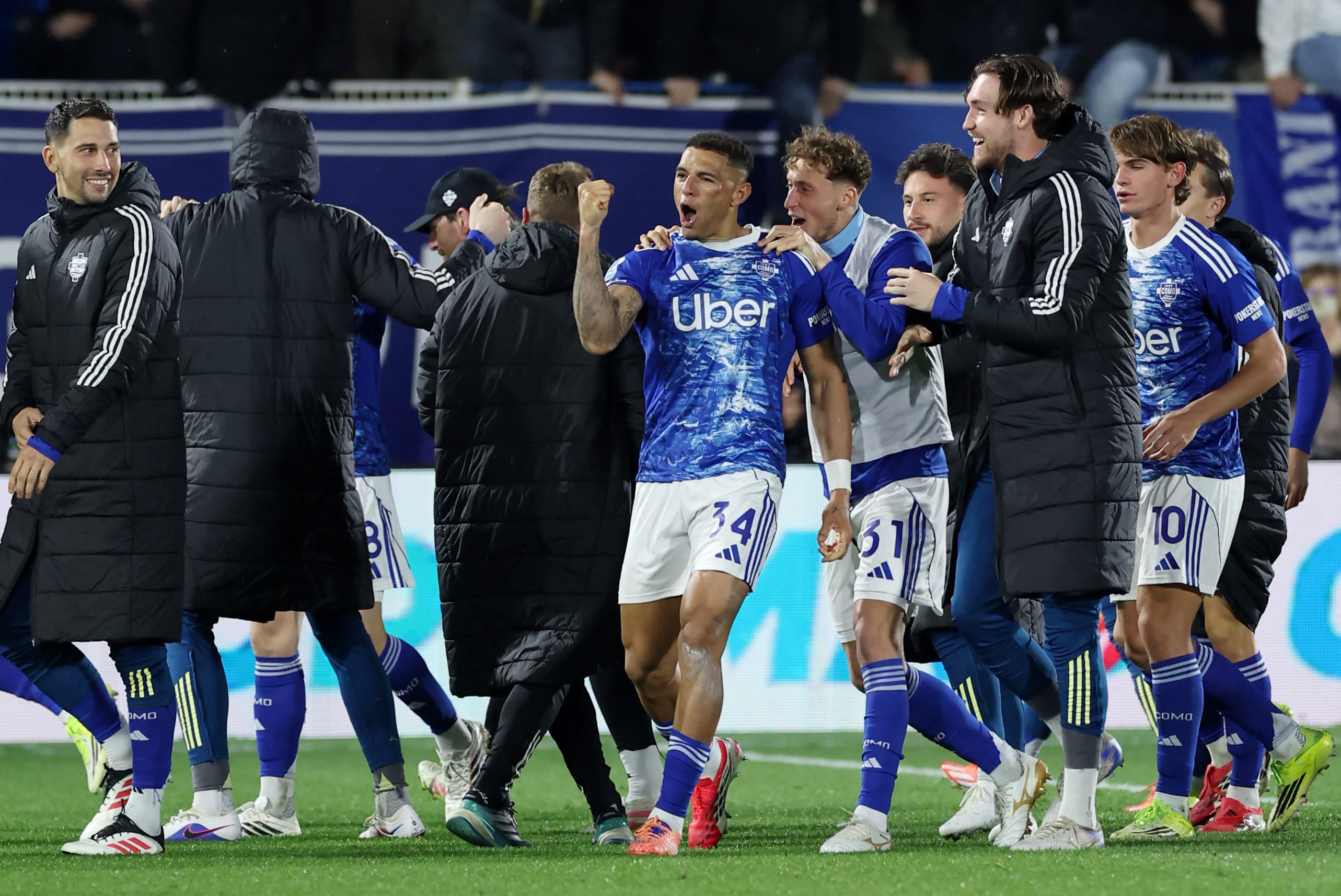 Como'nun galibiyet golü Diego Carlos'tan geldi