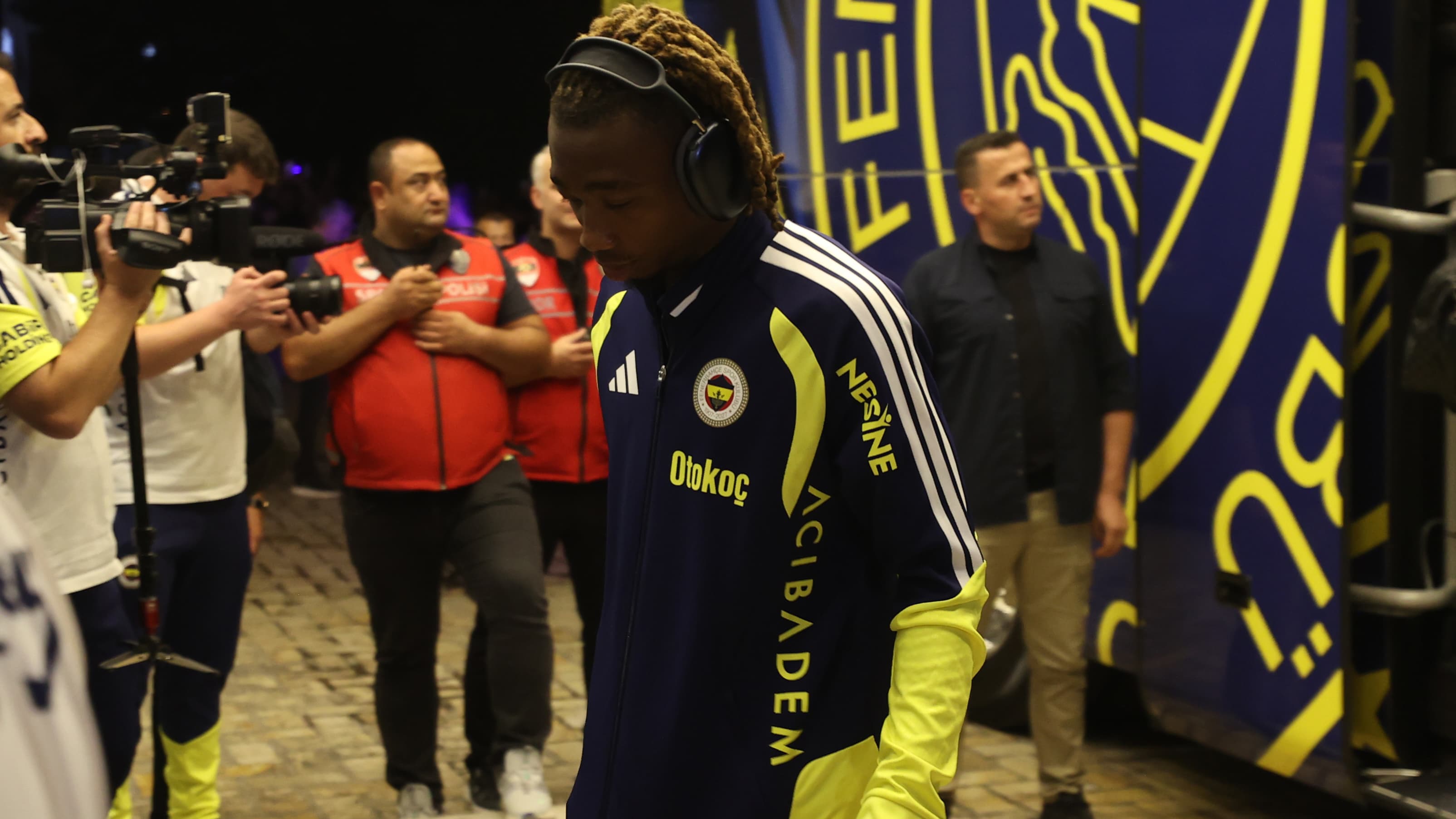 Nene, maç sonrası canlı yayında eleştirilerini dile getirdi