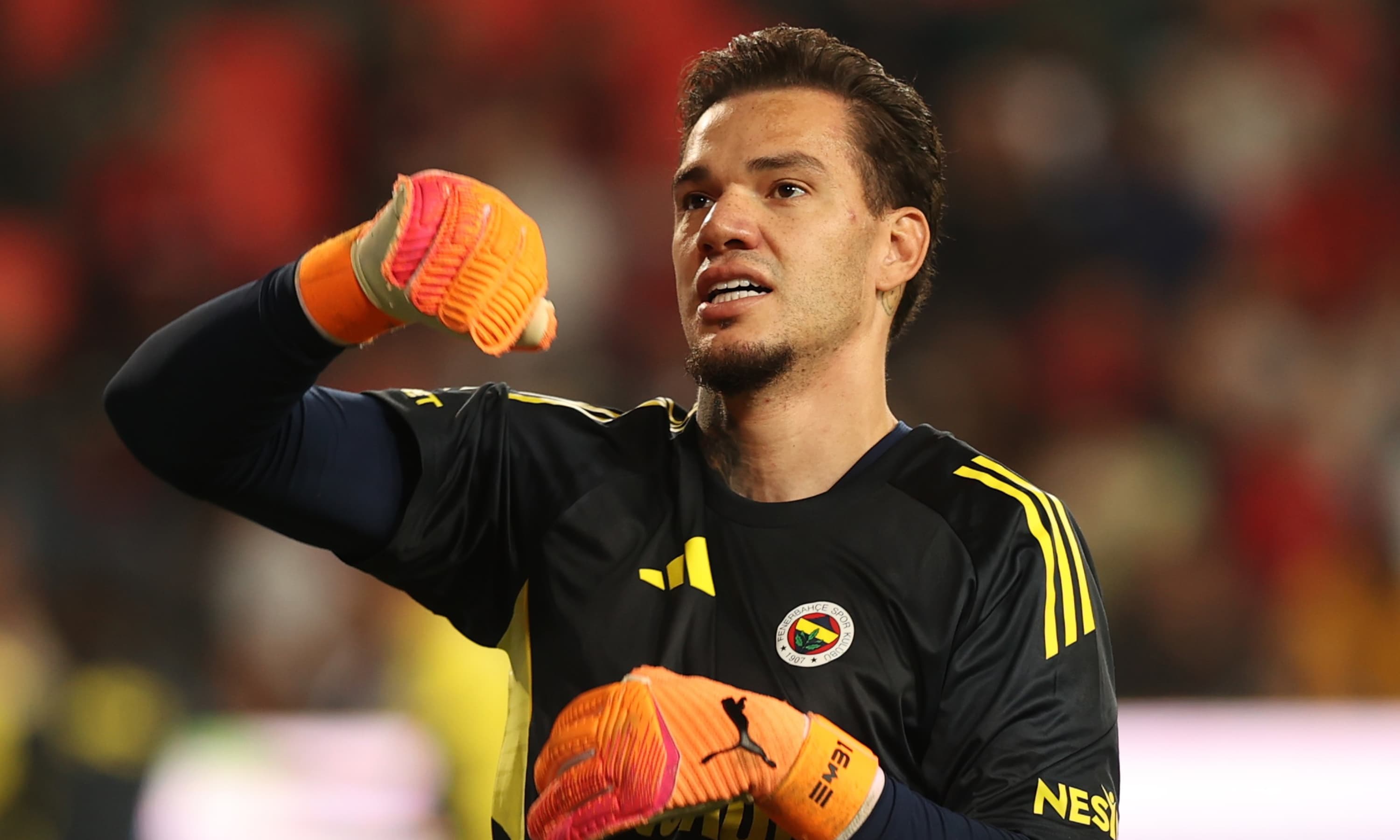 Bir "Evet"e bakıyor! Fenerbahçe ile Ederson arasındaki tüm bağlar anında kopacak