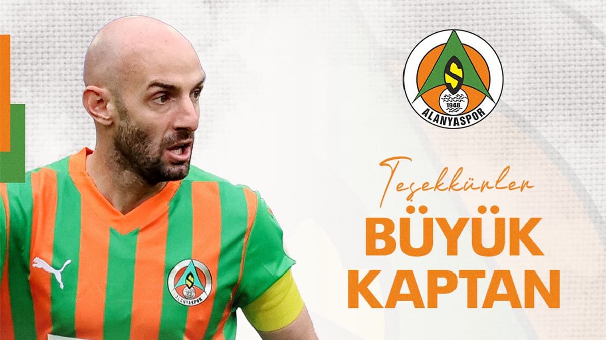 Efecan Karaca Alanyaspor'a veda etti, yeni hedeflere yelken açıyor