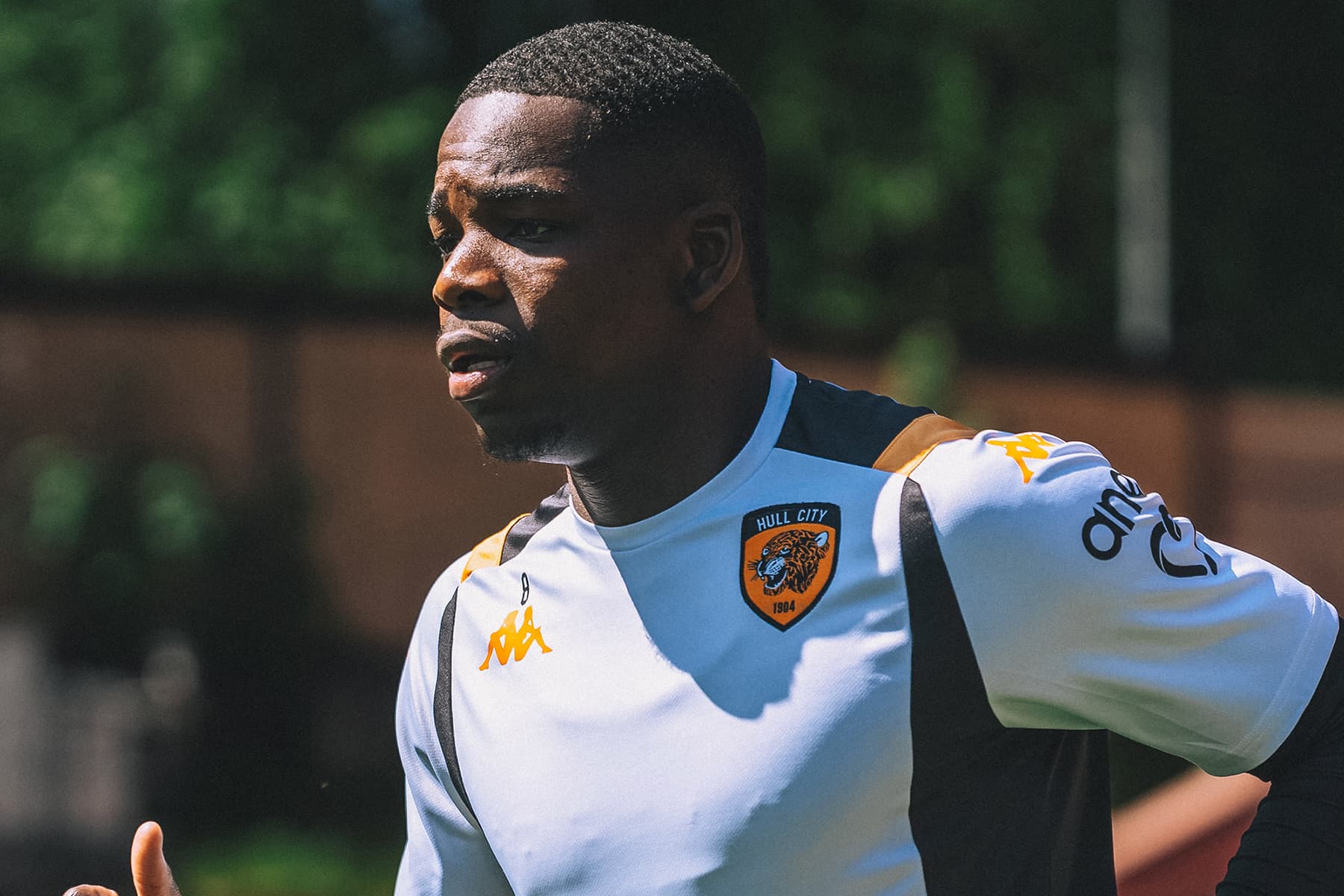 Hull City'de sezonun en kritik maçı öncesi deprem! Ne olduysa 11 dakika içinde oldu